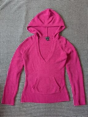 Wet Seal hot pink y2k 2000s knit v-neck hoodie